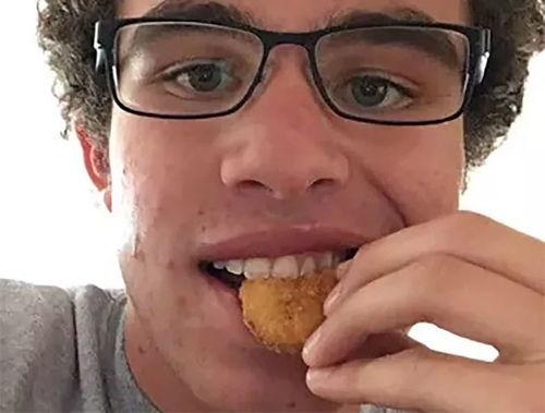 帕尔维纳吃瓜网红事件,揭秘网络舆论的狂欢与反思